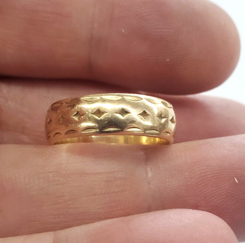 Vintage ARTCARVED 14K Solid Yellow Gold Wedding Band Ring -size 7 / 5.3 grams