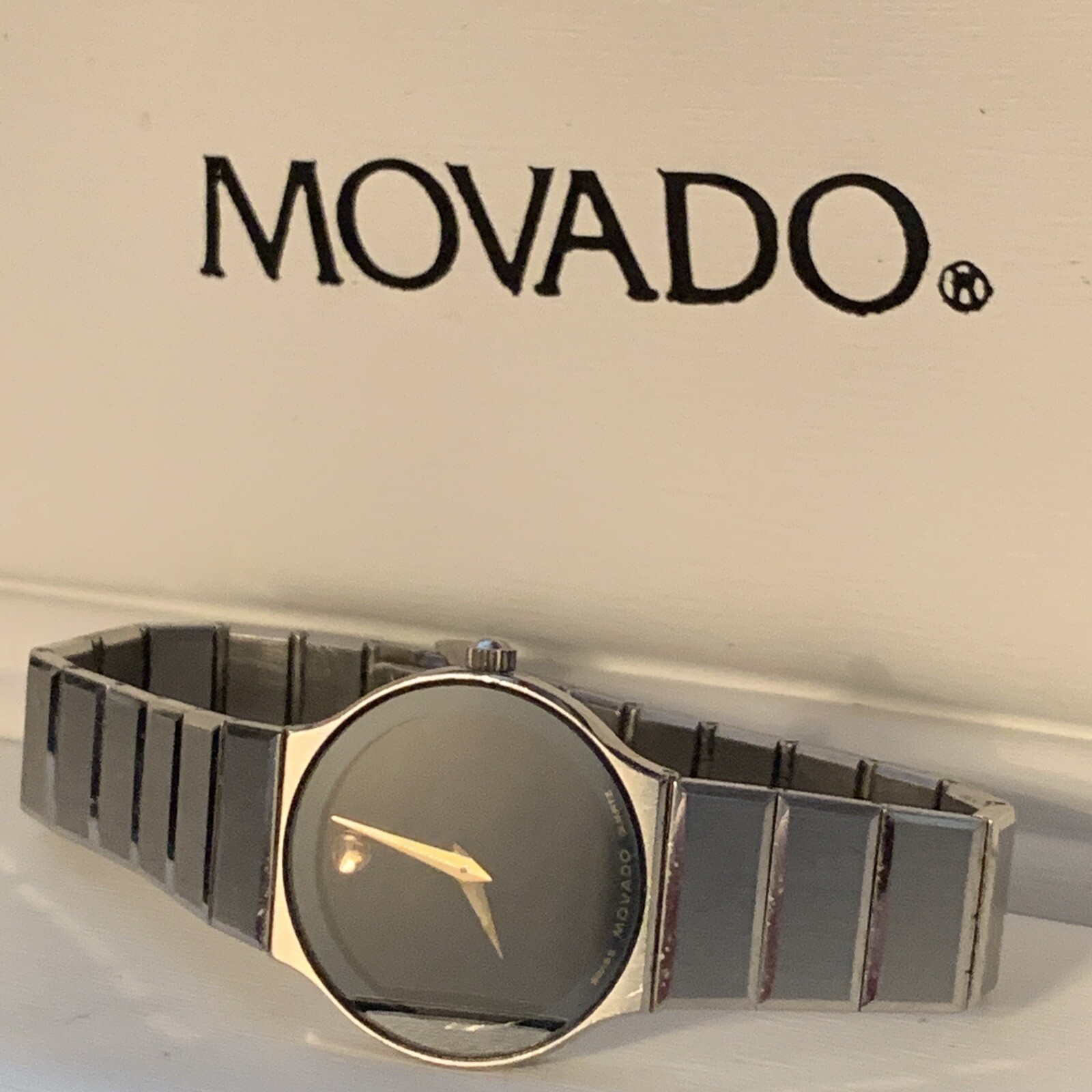 MOVADO MUSEUM WATCH 84-40-881 1341968 ULTRA THIN BLACK DIAL WTH BOX WORKING