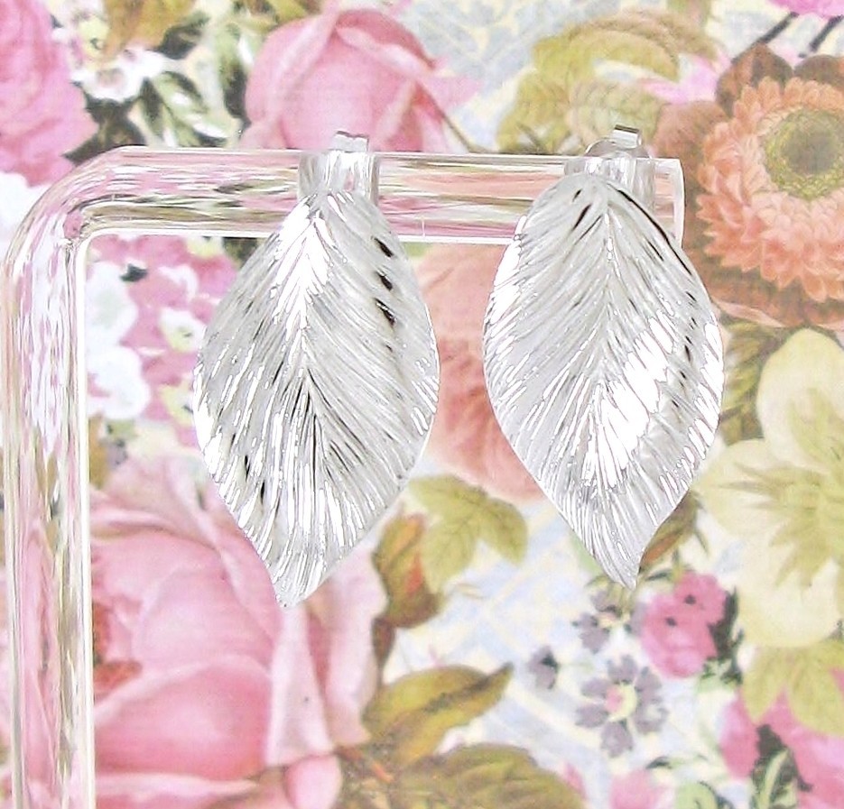 Carla Sterling Silver 925 Leaf W/ 14K White Gold Post Earrings
