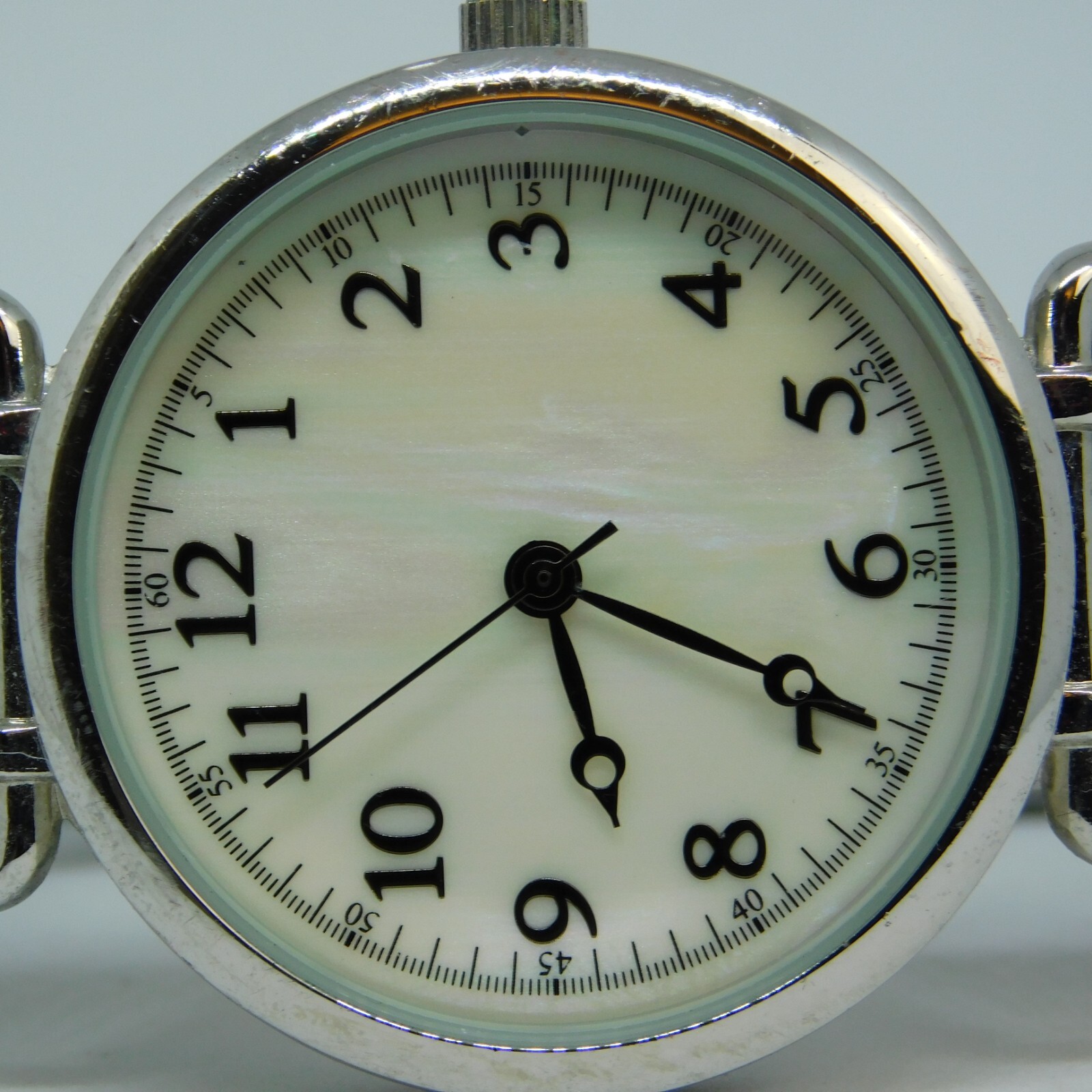 ACCUTIME WATCH CORP. WAC8612KL Silver Tone Quartz Women’s Watch New Battery