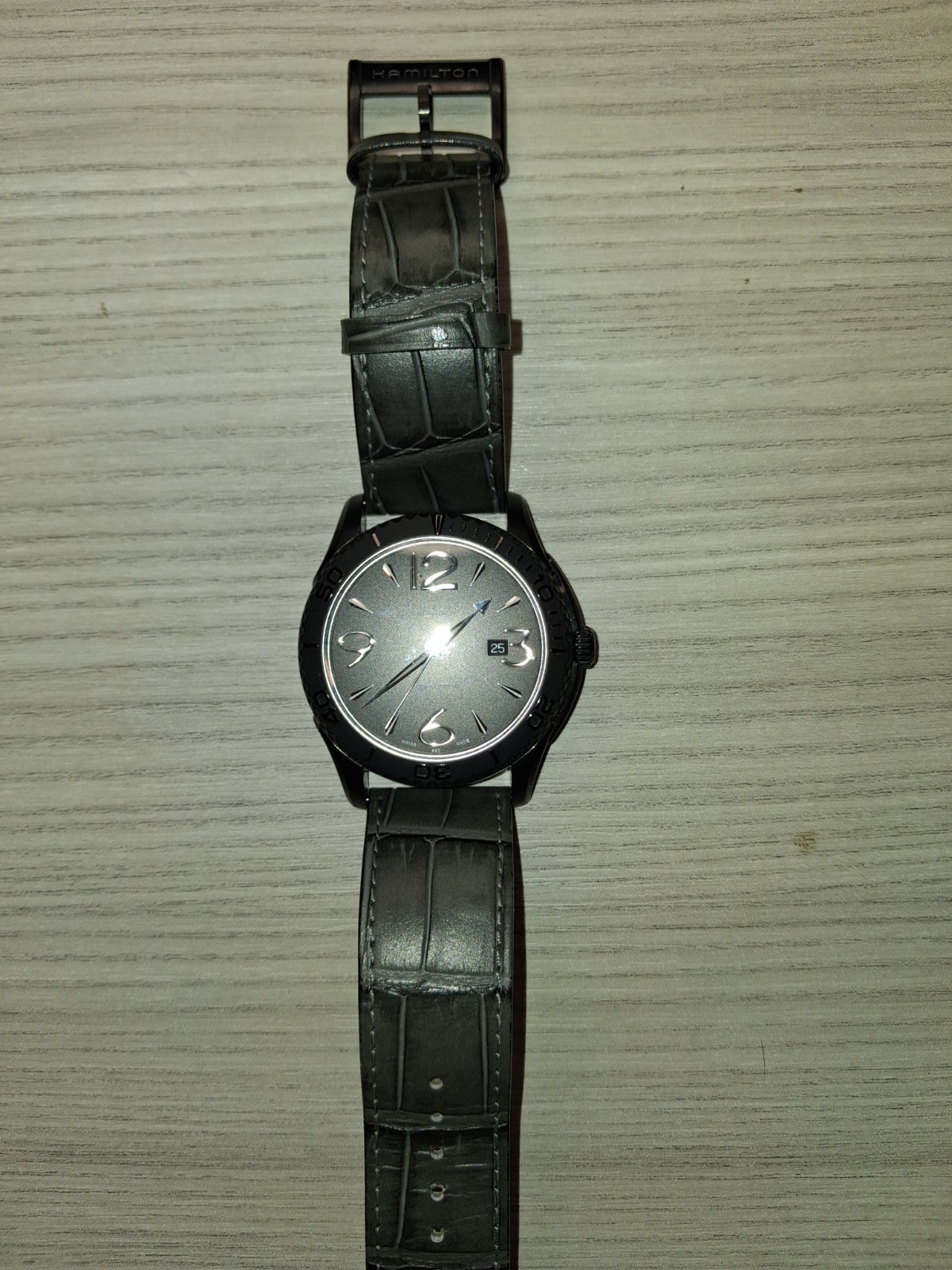 Hamilton Jazzmaster Seaview Automatic H377850 Black PVD 44mm Swiss Automatic