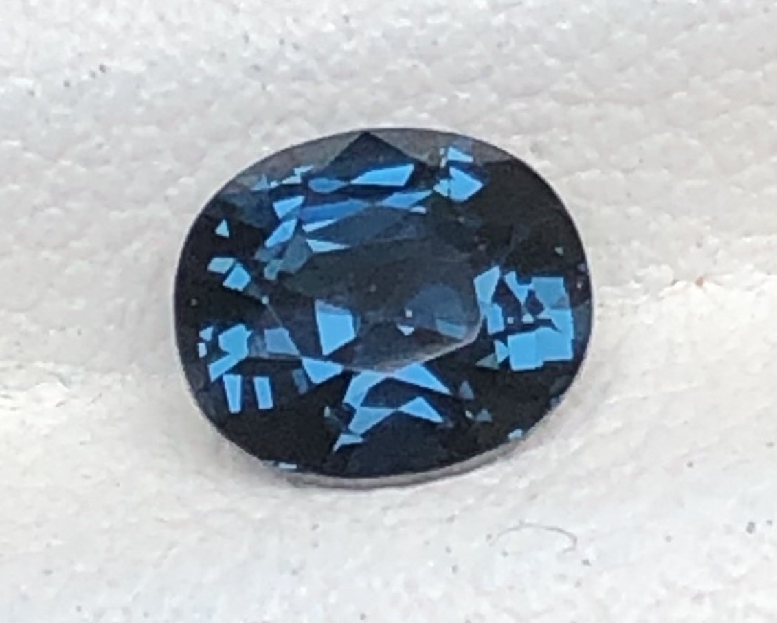 Tanzania Unique Blue Spinel 0.90ct Ct loose gemstones