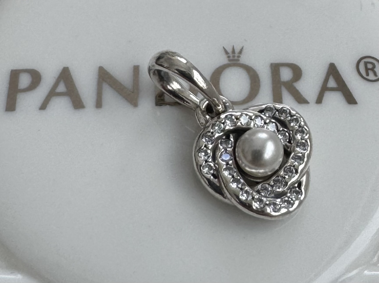 Authentic Pandora Luminous Love Knot Pendant #390401WCP
