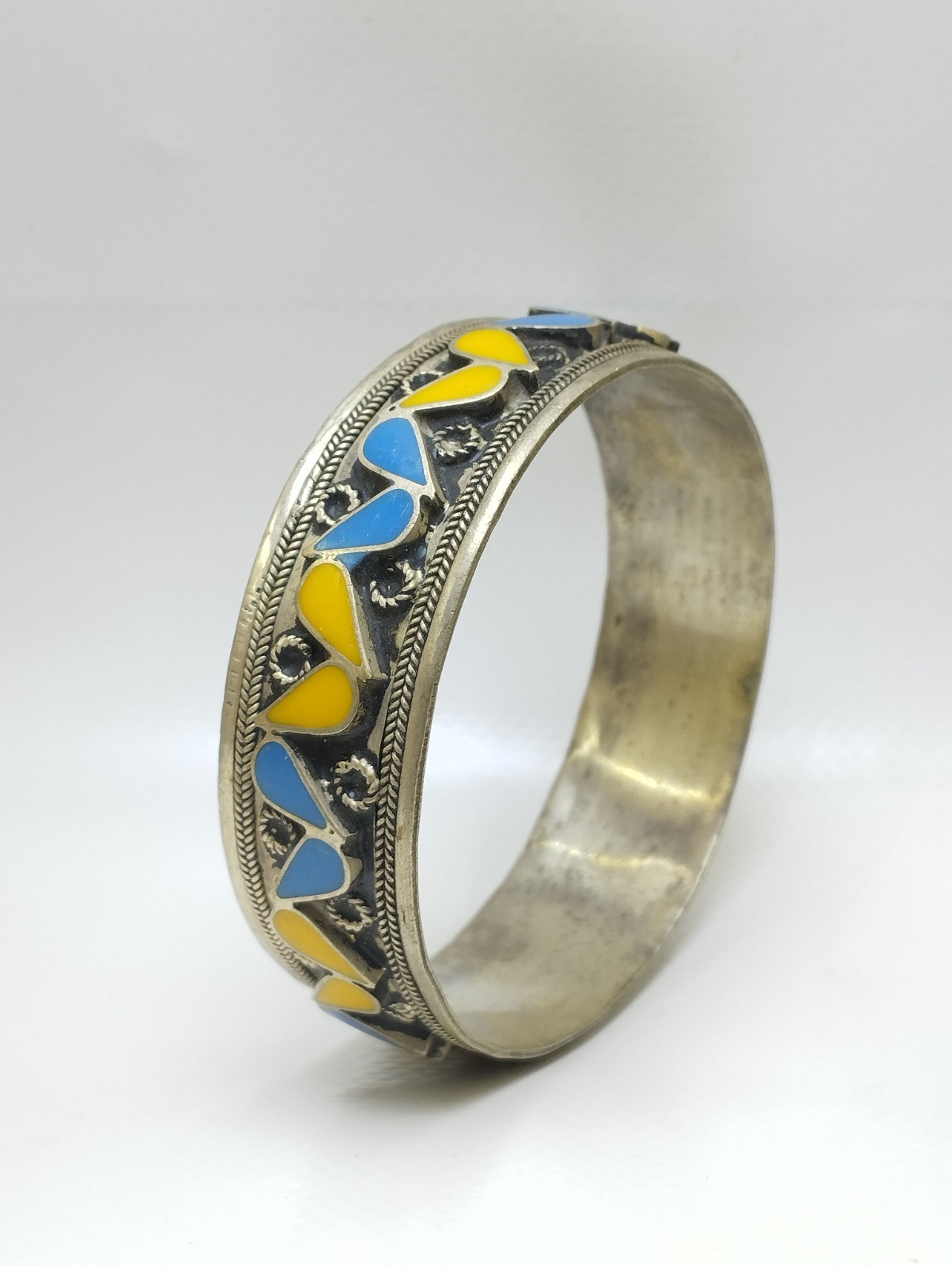 RARE ANTIQUE MOROCCAN BERBER SILVER CUFF BRACELET HANDCRAFTED TUAREG DESIGN