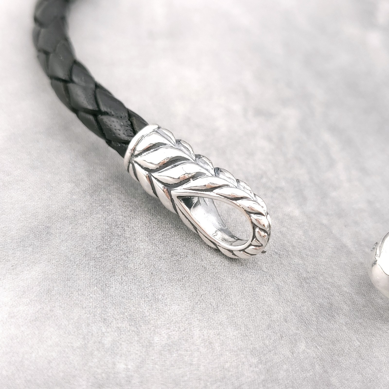 David Yurman Mens 6mm Black Leather Chevron Bracelet Sterling Silver 8 Inch