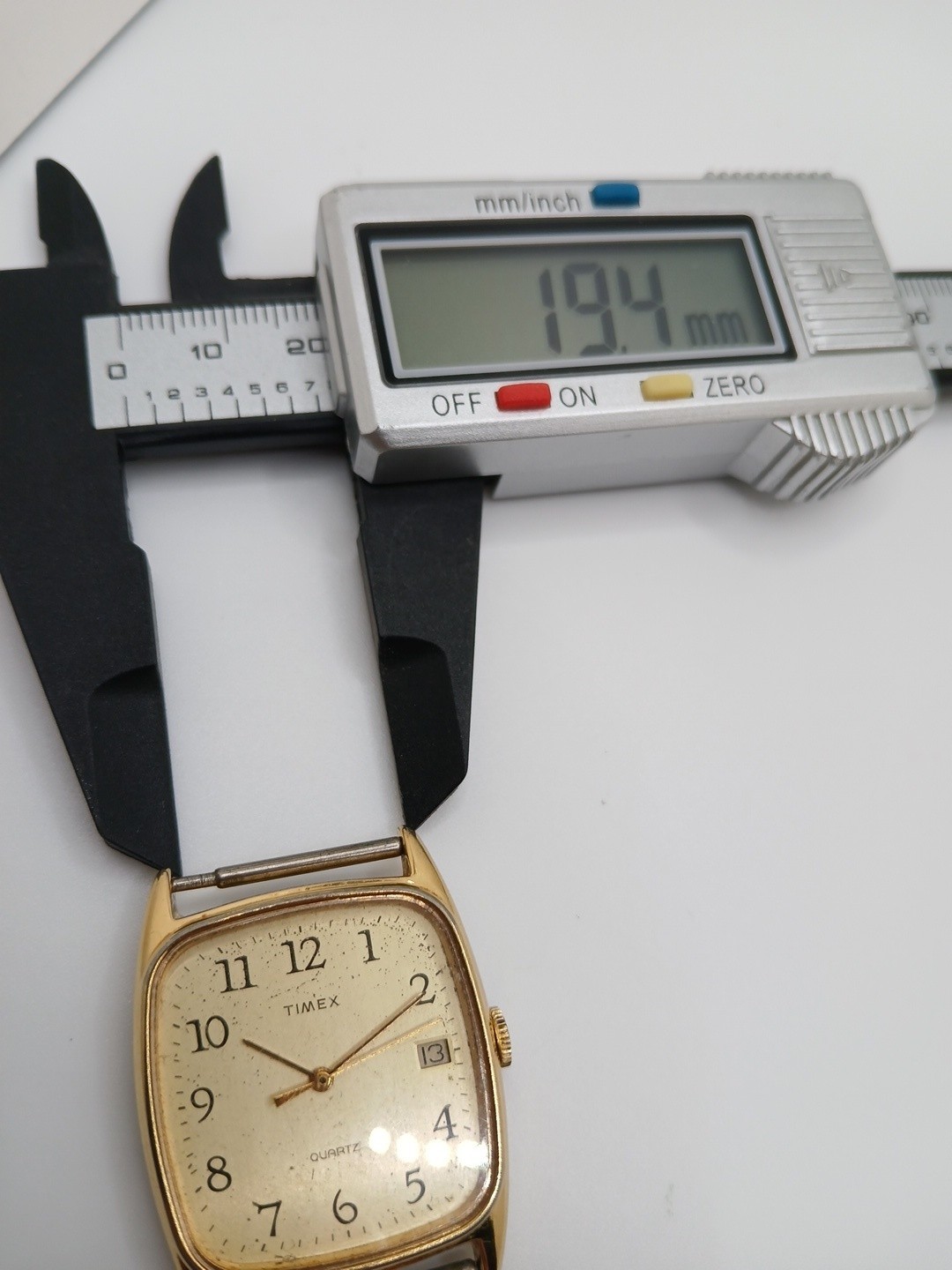 Vtg Timex Watch Men 29mm Gold Tone Rectangle 1990 Date Nice Cosmetic Condition