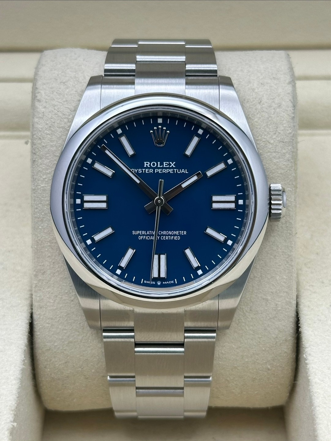 NEW 2026 Rolex Oyster Perpetual 41mm 134300 Med Blue Dial