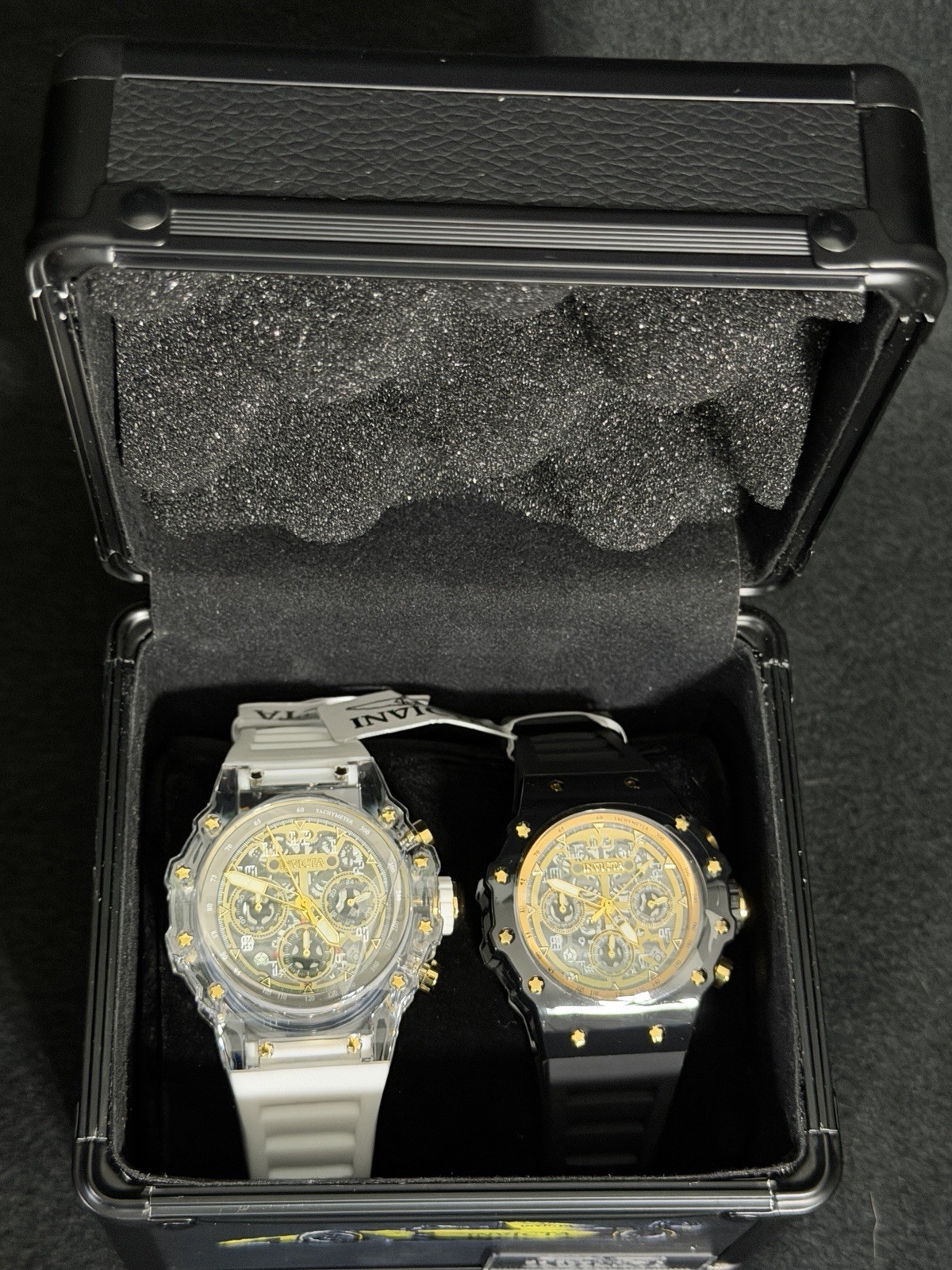 Invicta NEW IN BOX Racing Valyron Chronograph Limited edition 2 Watch bundle