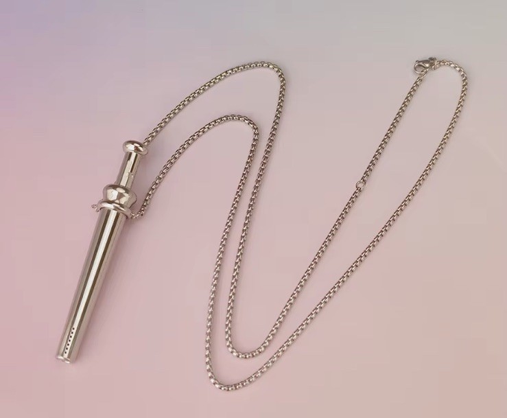 DISCREET Elegant Compact Incognito SNUFF BUMP STRAW NECKLACE Ergonomic NEW