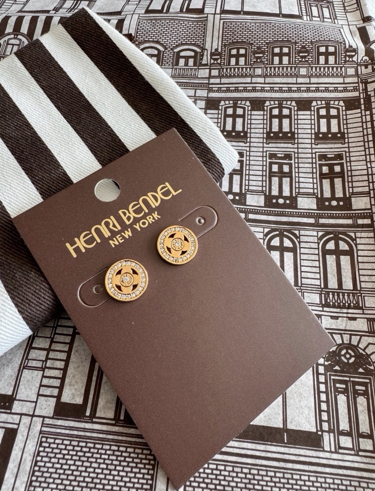NEW Henri Bendel Pave Signature Stud Round Shape Earrings New! Yellow Gold Color