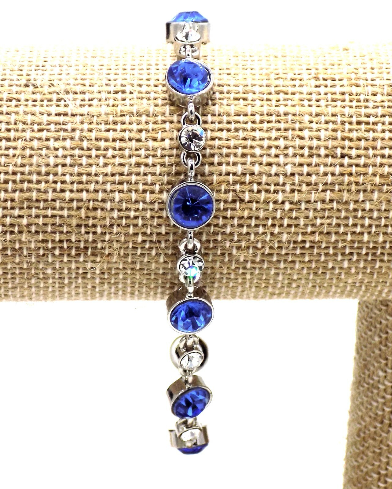 Carolee Tennis Bracelet Blue & White Colorless Crystal Silver Tone Toggle 7-1/4″