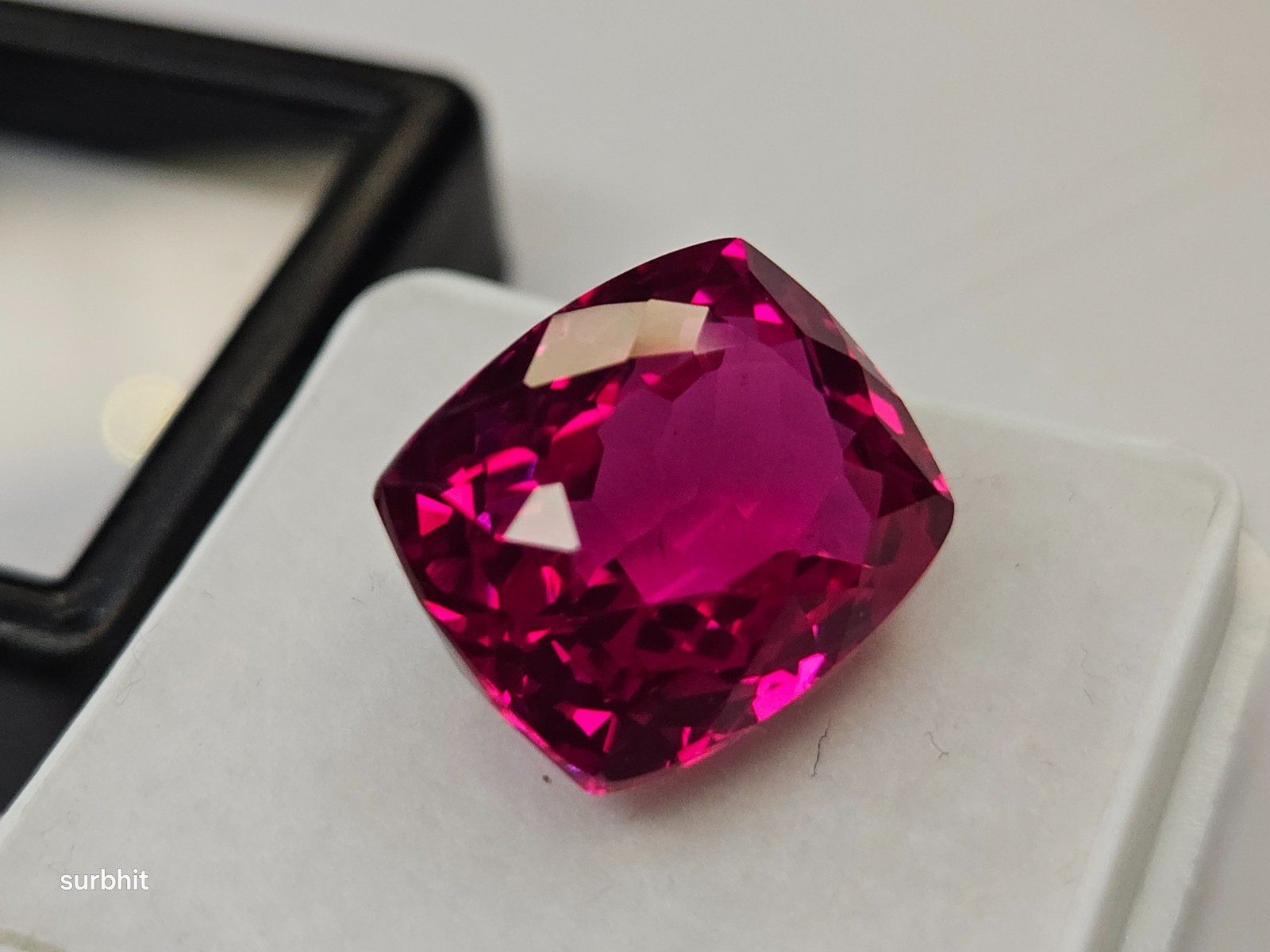 Dark Pink Sapphire Cushion Cut 14+Ct Natural Certified Loose Gemstone