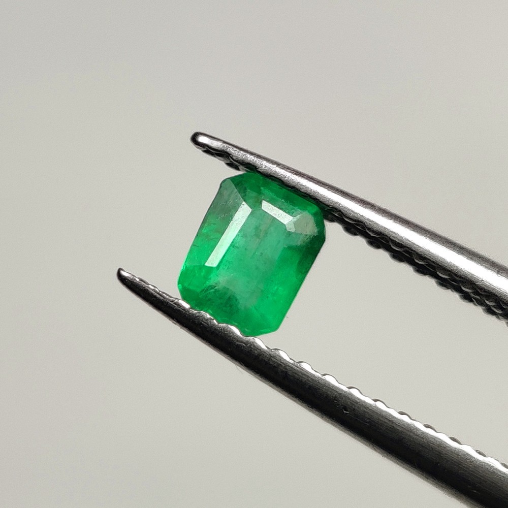 0.30 CT – Natural Zambian Emerald Octagon Shape Perfect Luster Gem – 10584
