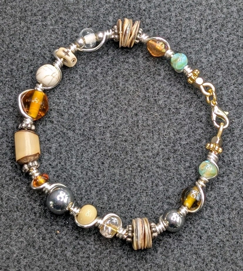 Statement Stylish Mixed Beaded Wire Wrapped (18cm) M Wrist