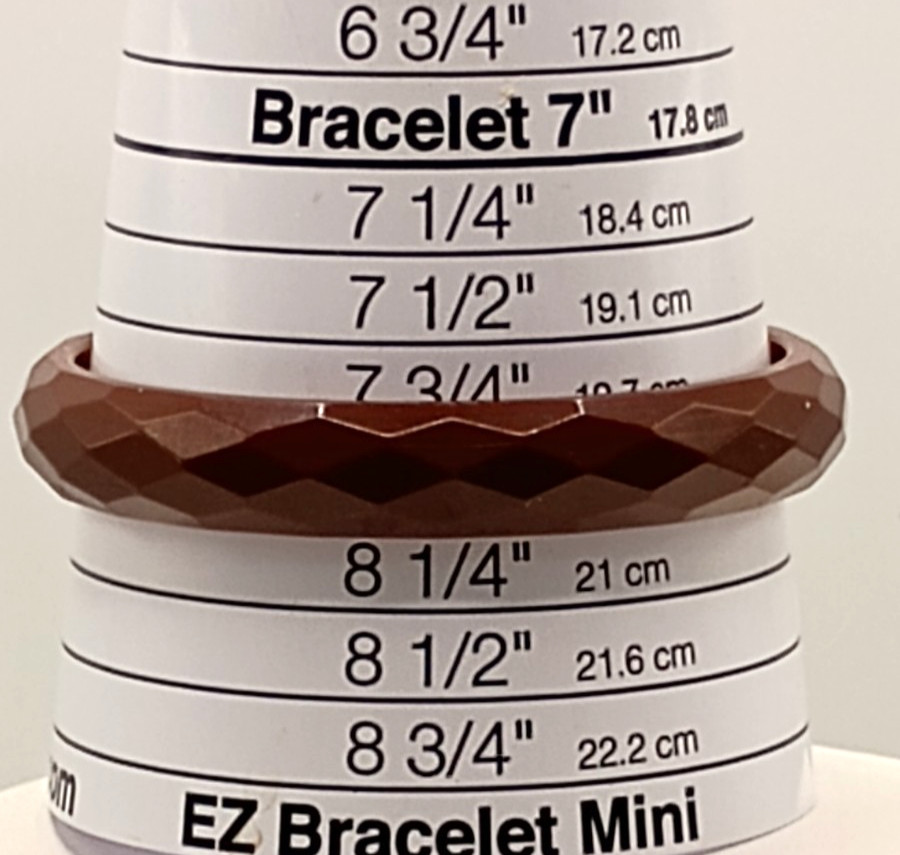 Vintage Bakelite Bracelet Chocolate Brown Size 8 Faceted Diamond Pentagon 1/2″ W
