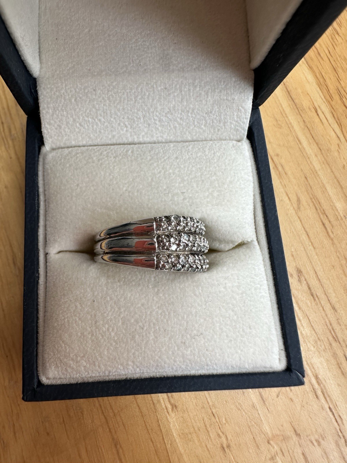 Beautiful Three Row White Topaz Right Hand Ring Size 7 1/2