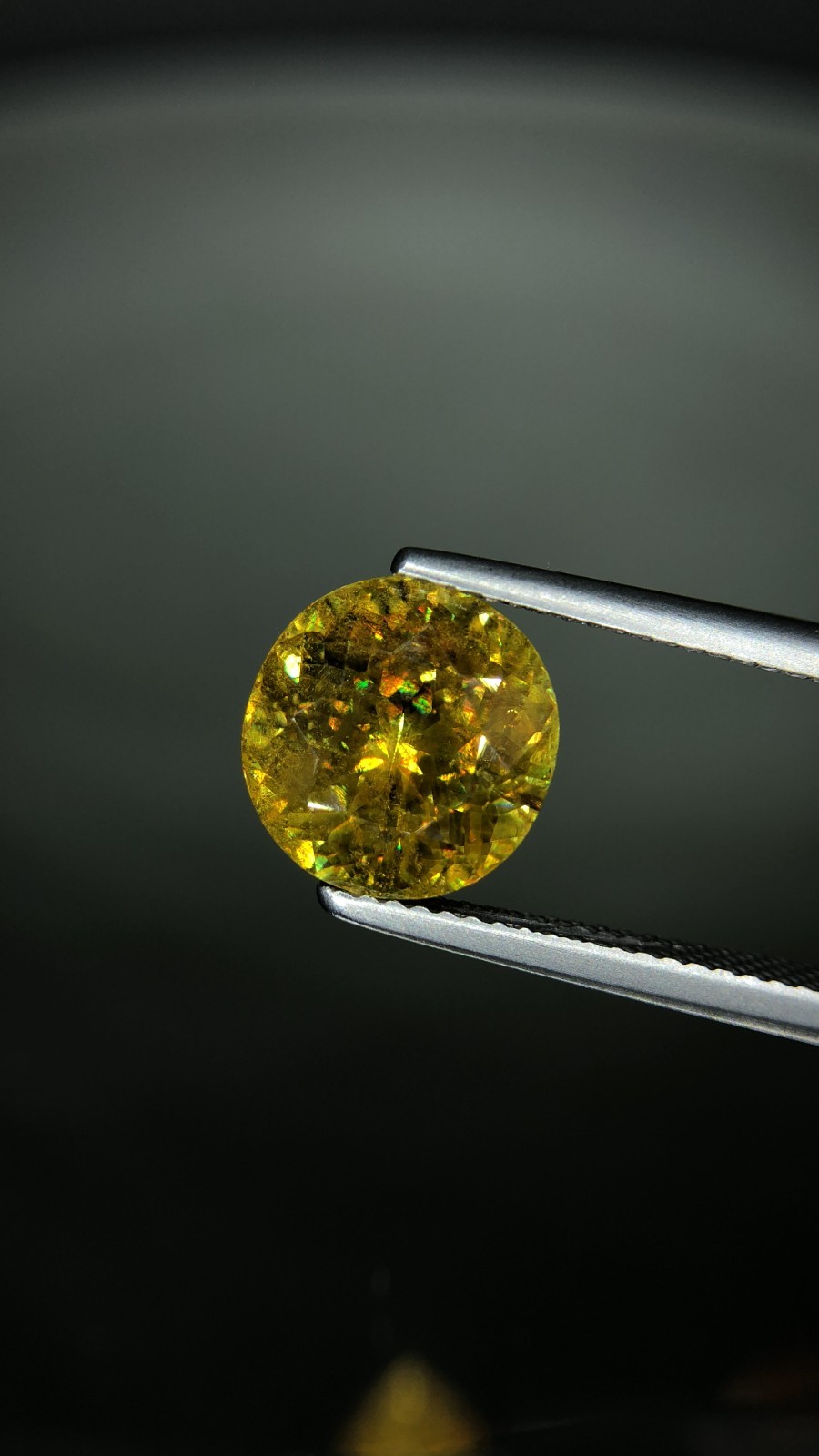 6.24 Ct Natural Faceted Full Fire Sphene / Titanite Loose Gemstone Pakistan