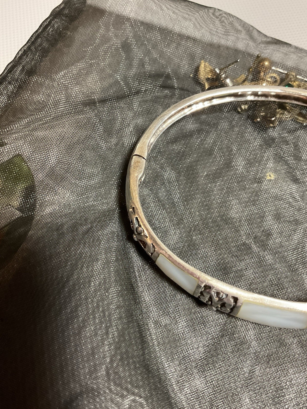 Silver-Tone White Inlay Hinged Bangle Bracelet w/ Safety Chain No Stone