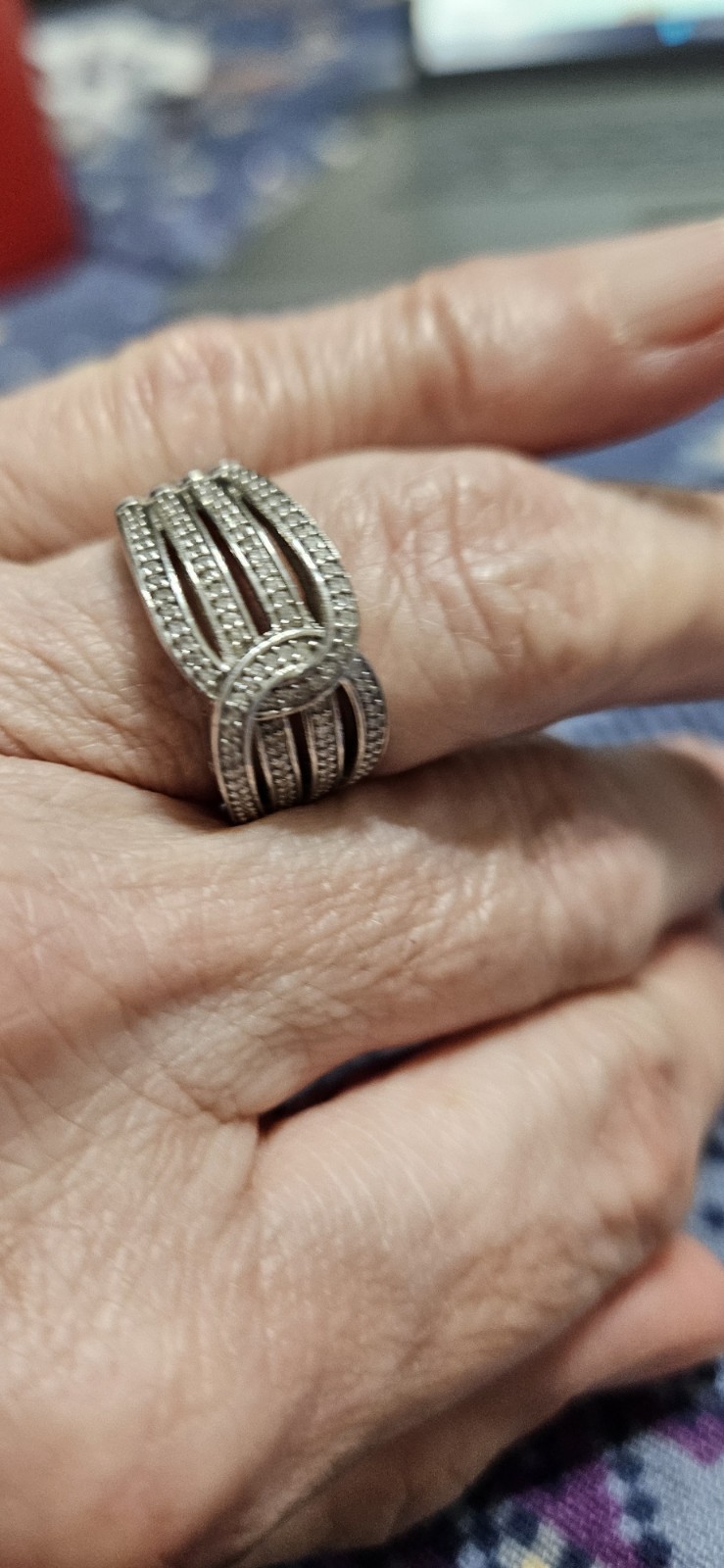 Beautiful!! 0.40ctw White Diamond Cocktail Ring Rhodium Plated Sterling Size 8