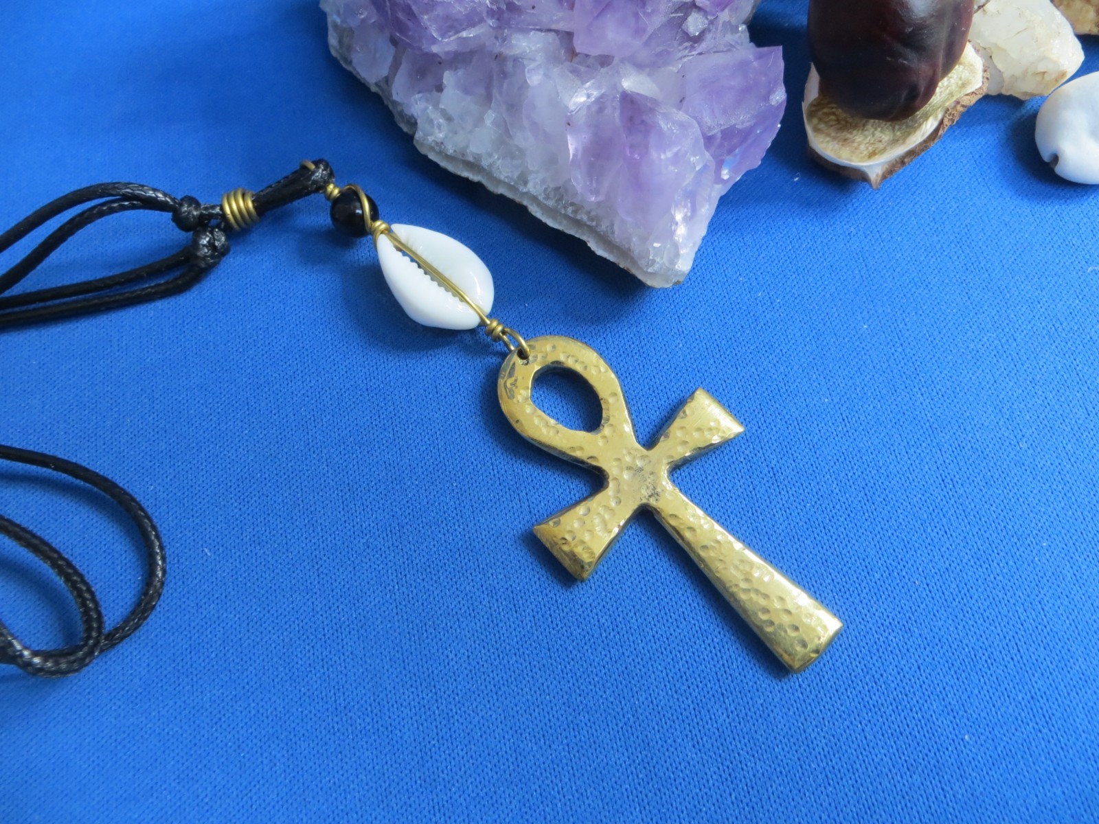 KENYA African Ethnic Jewelry EGYPTIAN ANKH CROSS BRASS/ COWRIE PENDANT NECKLACE