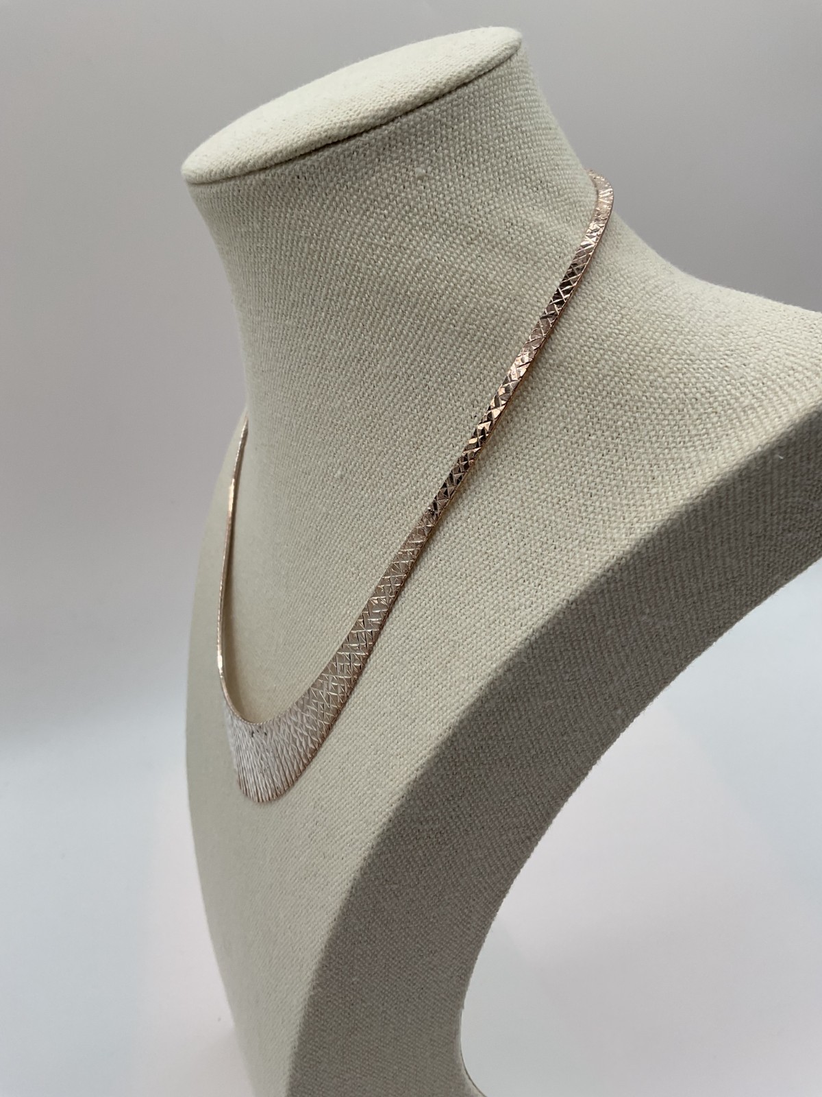 Ultra fine Silver Graduated Cleopatra necklace 18 inches with etched texture