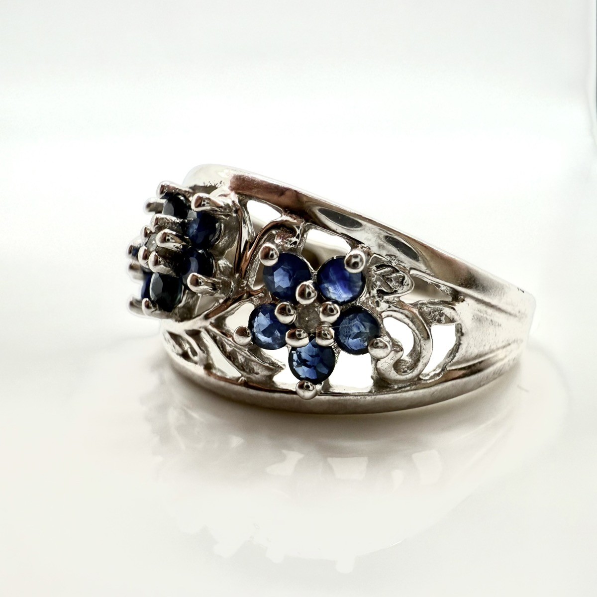10K White Gold Sapphire & Moissanite Triple Flower Ring Size 7 (ML1083660)