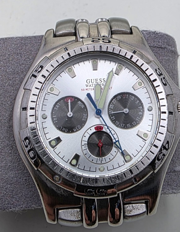 Vintage GUESS Waterpro Men’s Watch 3-Eye Multifunction Silver Tone NEW BATTERY