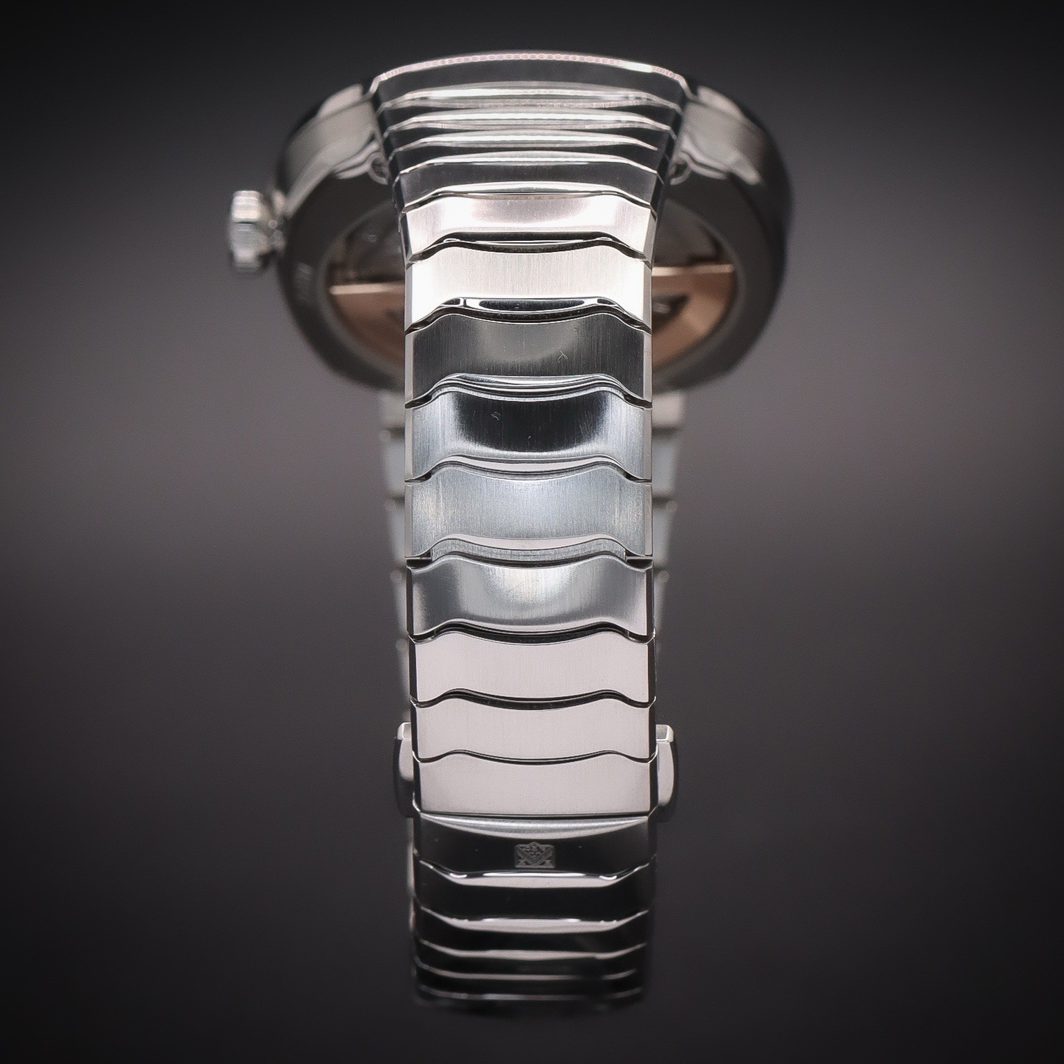 H. MOSER & CIE. Streamliner Centre Seconds “Smoked Salmon” 6200-1207 Full Set