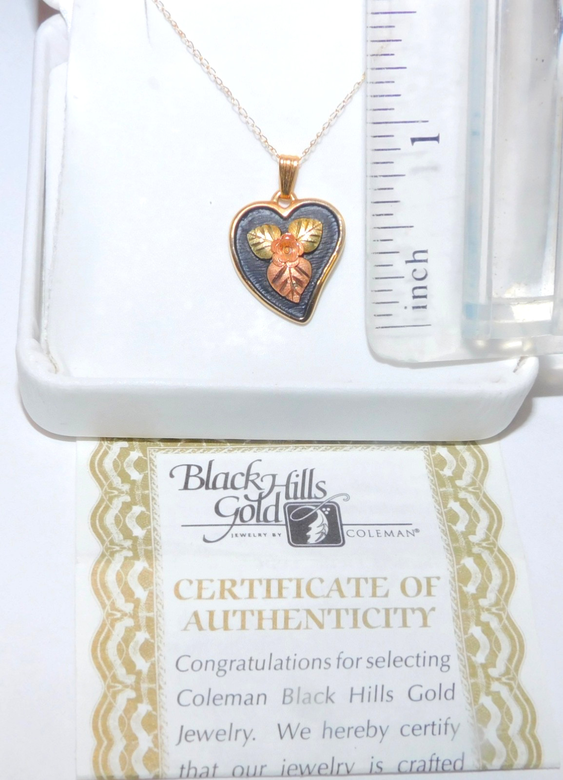 Black hills gold 10k Rose Heart Leaves Antiqued Enamel Pendant 10k Chain