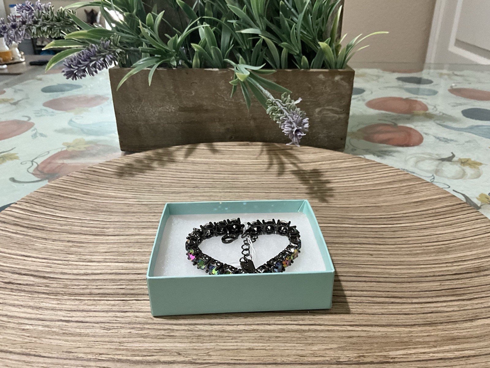 NEW Northen Lights Impression bracelet by Park Lane • 40 carats of mega bling