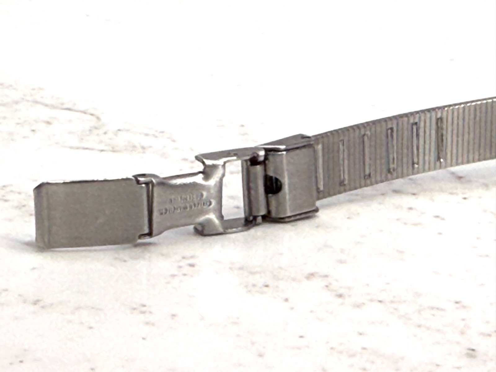 Citizen 3220 17mm Dress/Formal Textured Silver Tone Bracelet -New Battery-