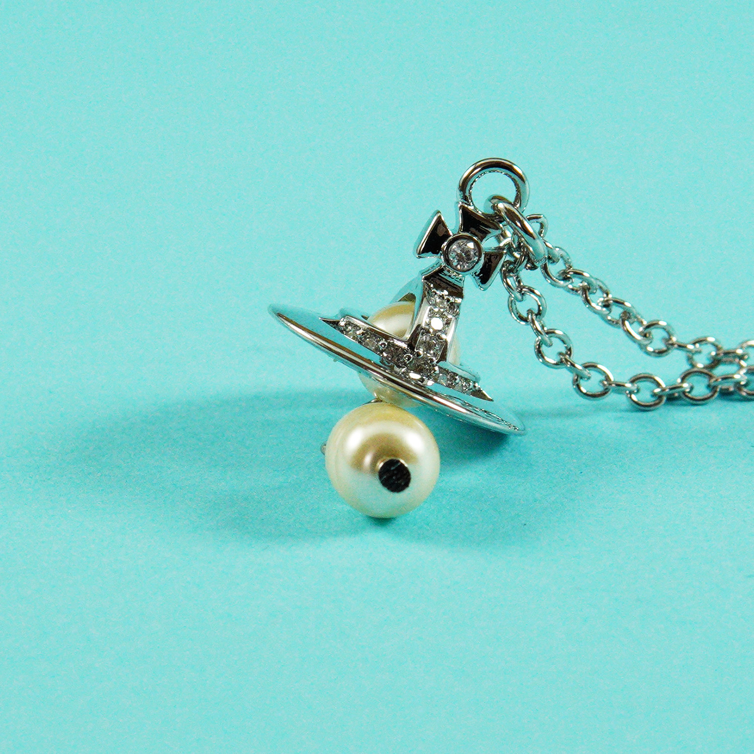 Vivienne Westwood New Petite Orb Drop Pendant 3D Necklace Silver tone Box Set