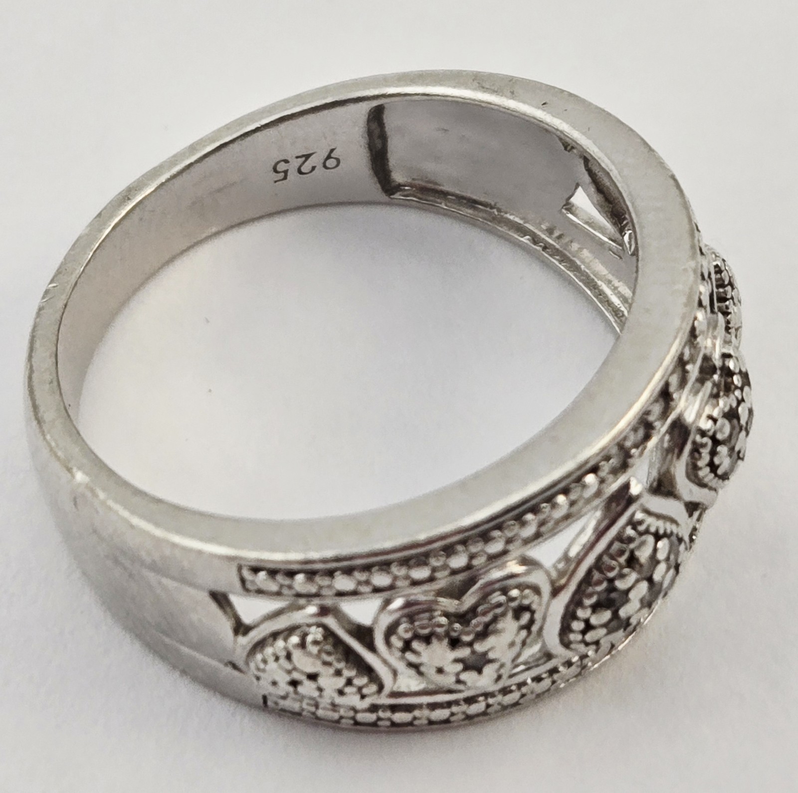 Vintage Sterling Silver Natural Diamond Chip Heart Band Ring Size 7 – 4.0g