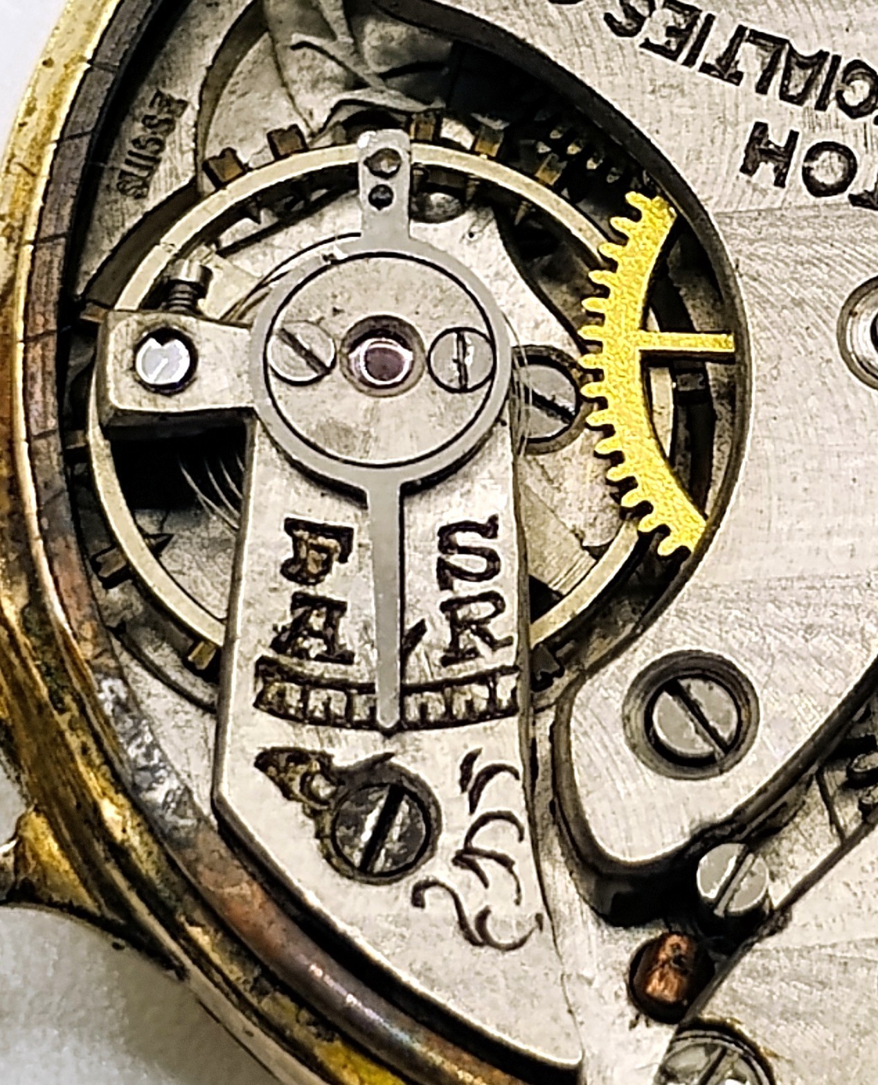 Antiq Gruen 7j Watch Dietrich Gruen & Sons movement 25yr Case Gold Shell band