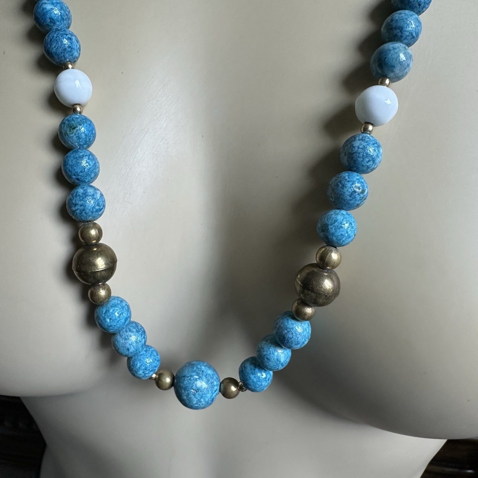 Vintage Asia Artisan Beaded Necklace 28 Inch Blue White Gold Plated Round Strand
