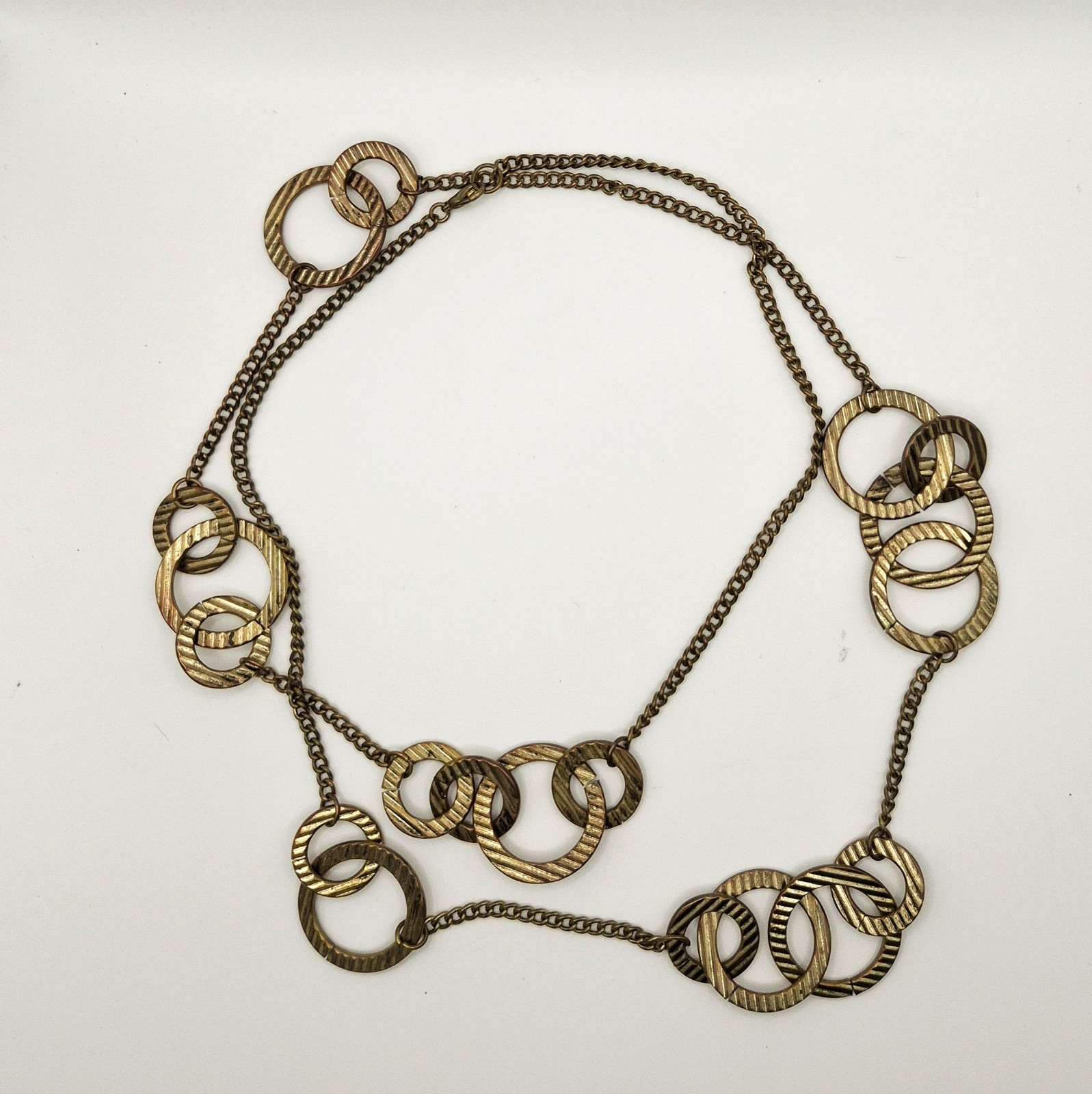 Long Gold Tone Circle Link Necklace Minimalist Abstract Modern Fashion Jewelry