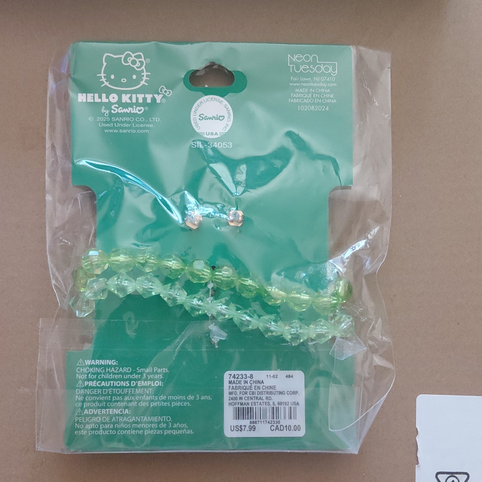 Hello Kitty Green Plastic Jewelry Set Bracelet & Earrings Unisex Kids 74233-8