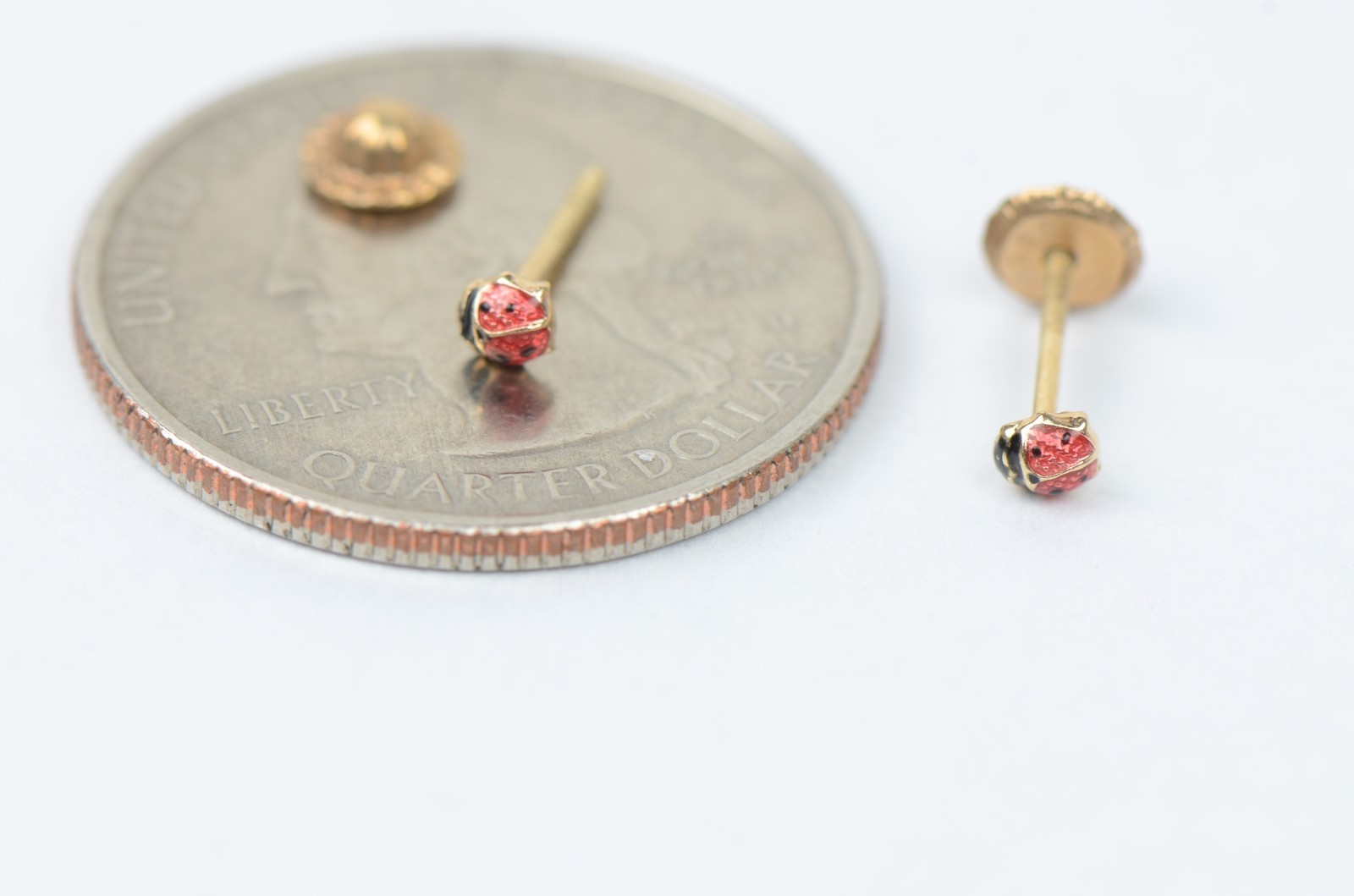 14k Yellow Gold Red and Black Enamel Lady Bug Baby earrings with Screw Back
