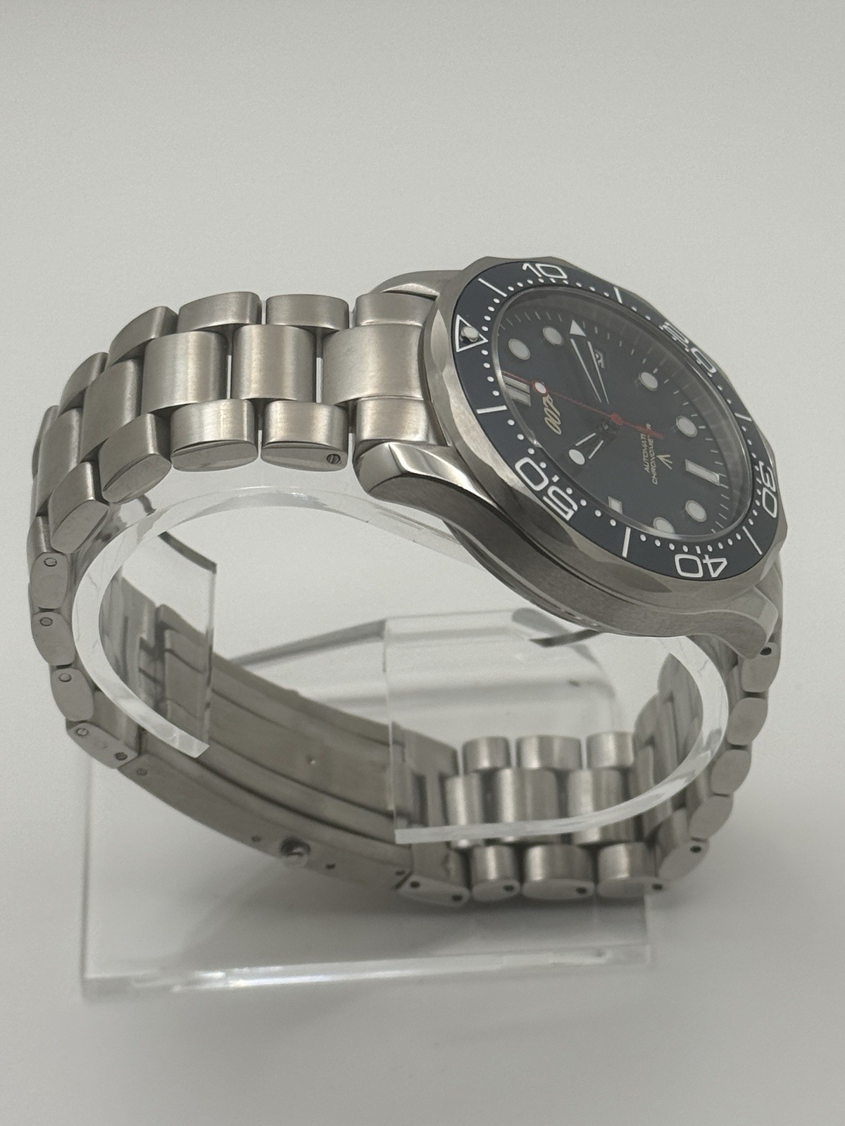 James Bond 007 “Casino Royale” NH35 Auto Watch Blue Dial Diver 100m 41mm