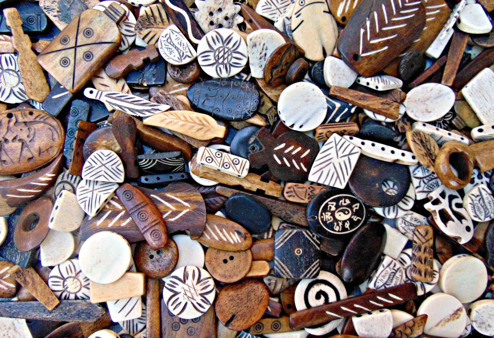 BONE BEAD MIX 1/2 pound (8 oz) ASSORTMENT of Shapes/Size/Colors/Design/Texture