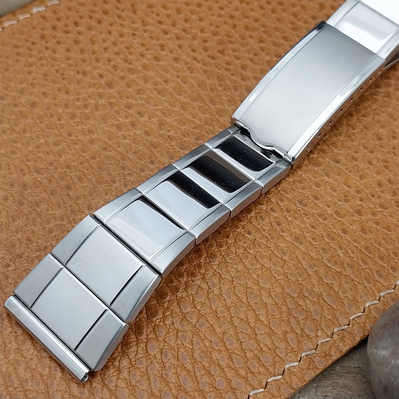 Vintage 20mm Duchess Thick Stainless Steel Classic nos Unused 1970s Watch Band