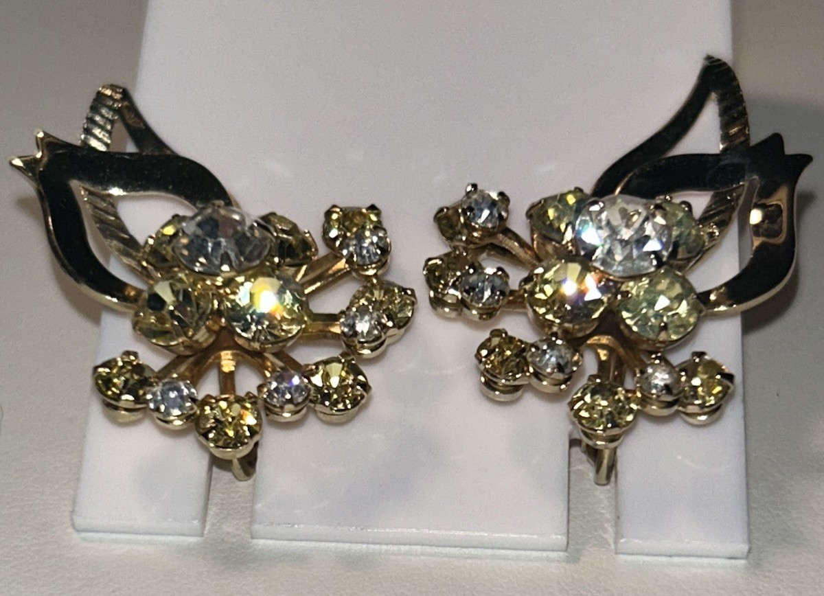 Vintage Sarah Coventry Rhinestone Clip Earrings Gold Tone Jonquil Floral 1960s