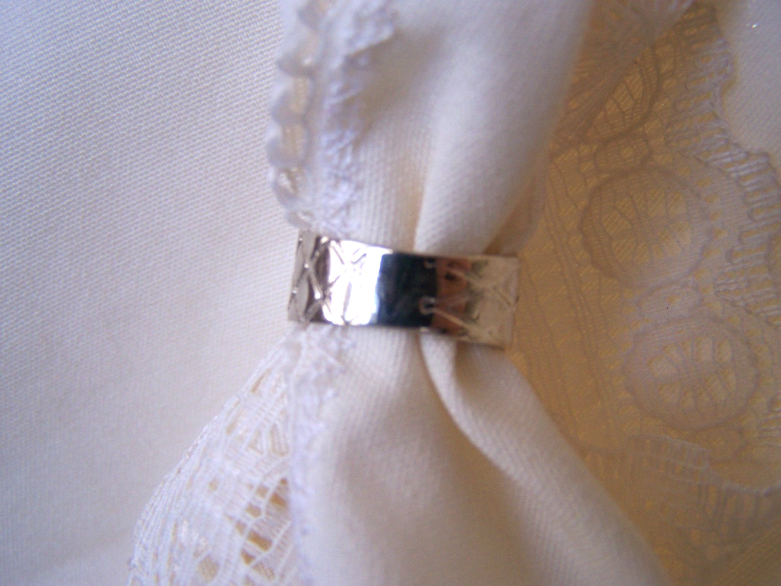 DTR Jay King SS 925 Chalcedony Size 6 GORGEOUS & Mint!