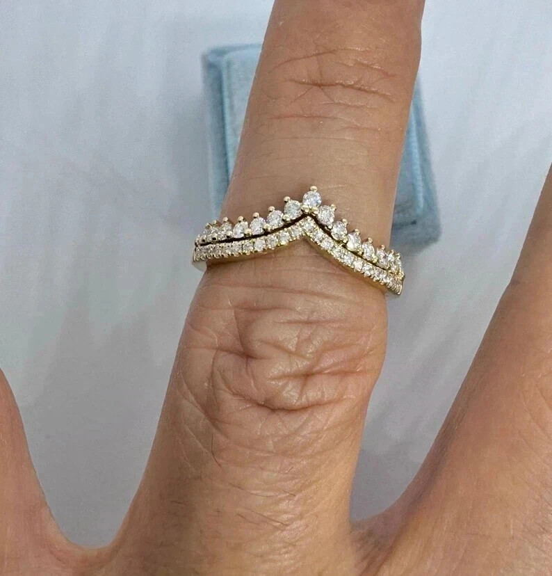 2Ct Round Cut Lab Created Diamond Women’s Chevron Ring 14K Yellow Gold Plated
