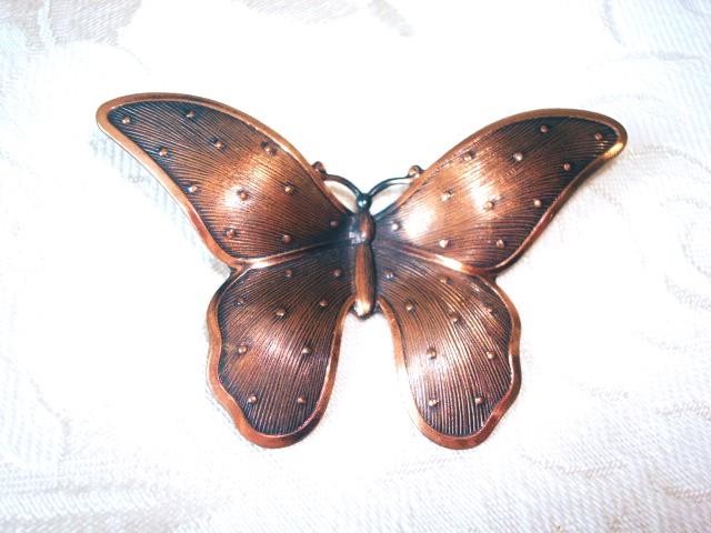 Vintage Copper Tone Butterfly Brooch 1 3/4 x 2 5/8 In. KJ