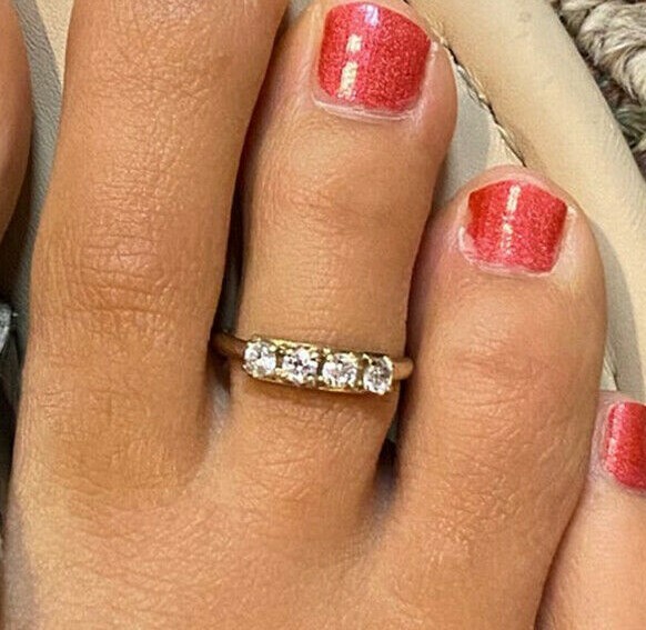 For Ladies 4 Stone Toe Ring 0.05cts Round Simulated Diamond Small 925 Silver