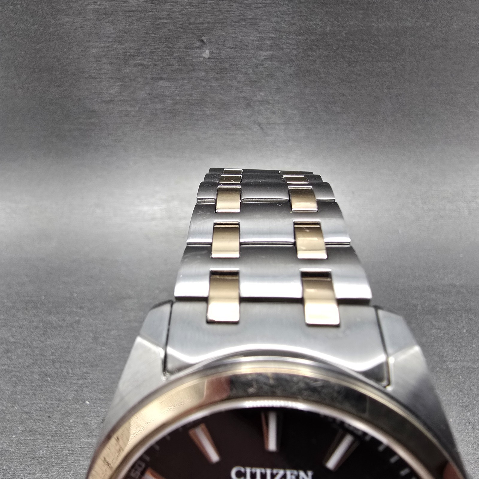 Citizen Eco-Drive Watch Men 41mm Brown Dial Two Tone Date E111-S126657 Runs