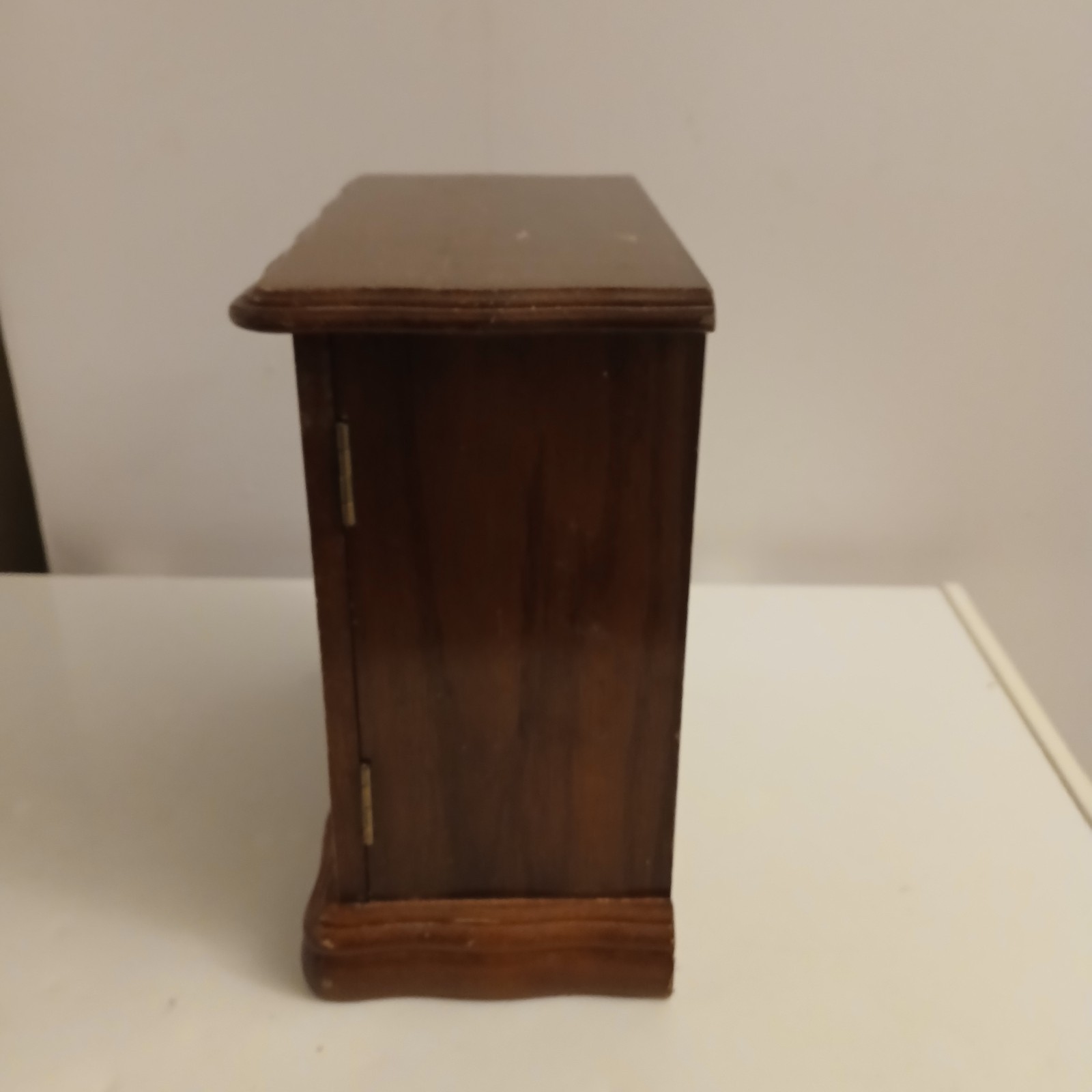 Vintage Ladies Walnut Finish Wooden Jewelry Box Stained Glass Mirror