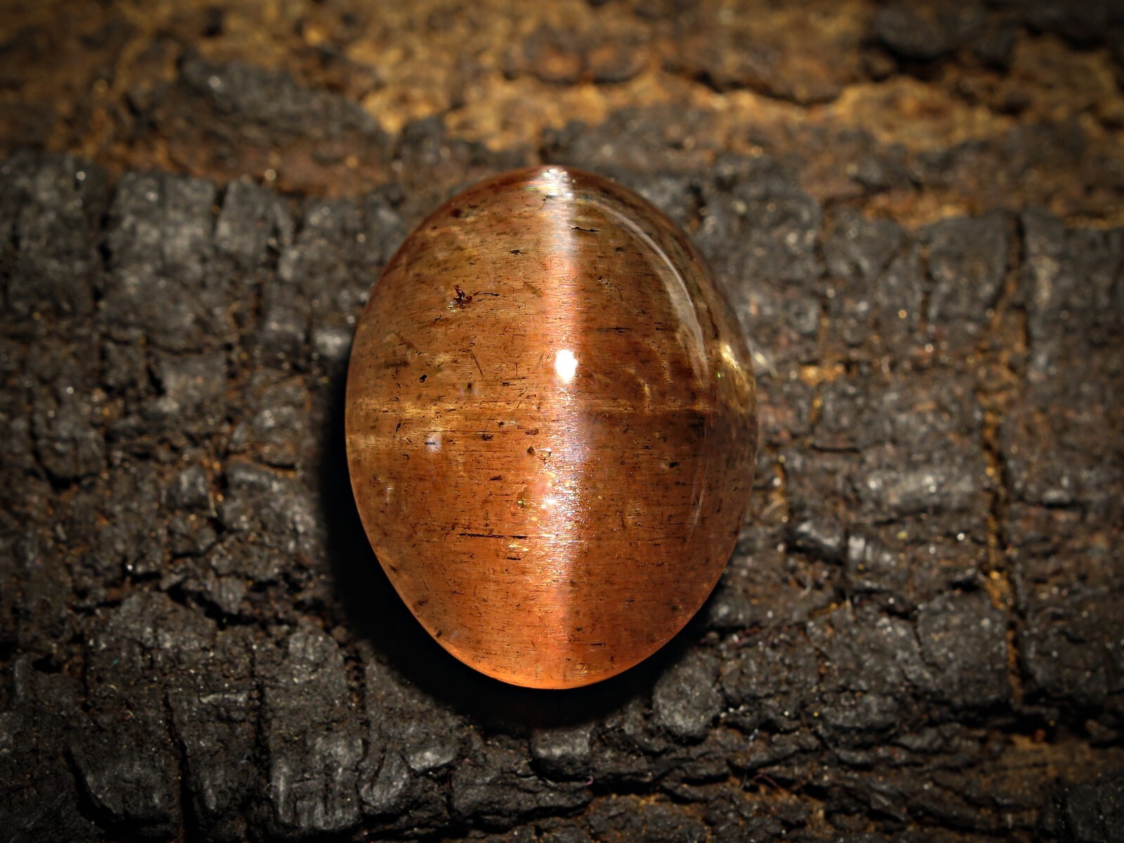 Top Quality sillimanit CatsEye Gemstone For Making Jewelry & pendant 12.5 Carat