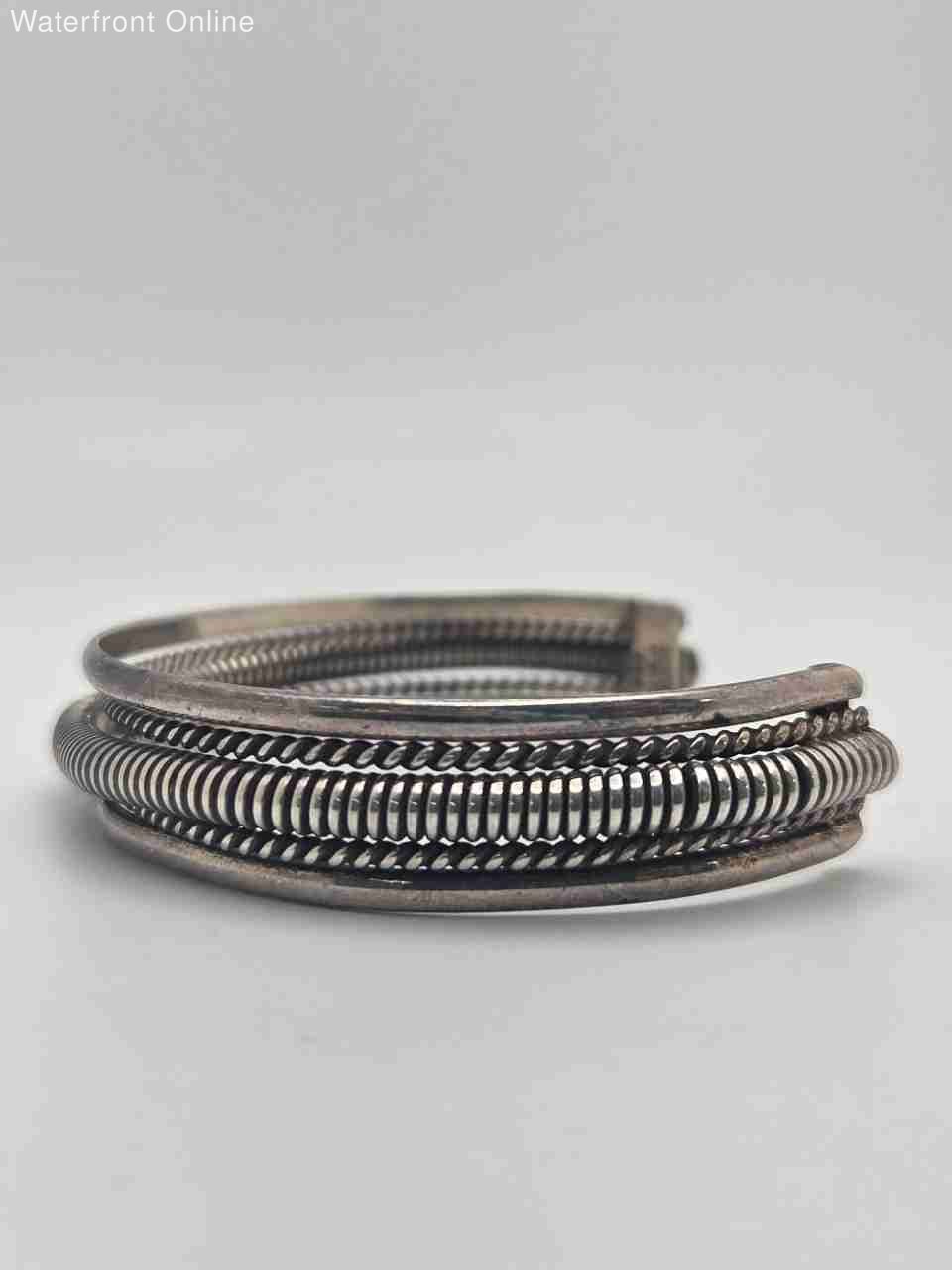 Taxco 925 Sterling Silver Bracelet 27.6g Coiled Bangle / Cuff Vintage 5.5 in.